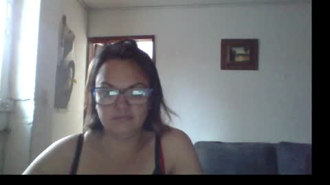 Laura online show from 05-25-26, 01:39