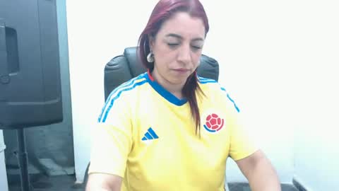 CALL ME LOVE  LAURA online show from 06-18-26, 02:34