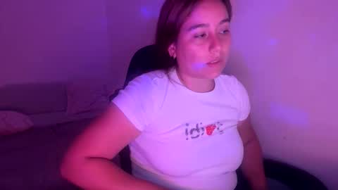 laura online show from 04-12-26, 10:59