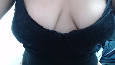  Laura  online show from 02-01-26, 12:59