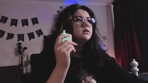 Miss Laura online show from 02-19-26, 09:49