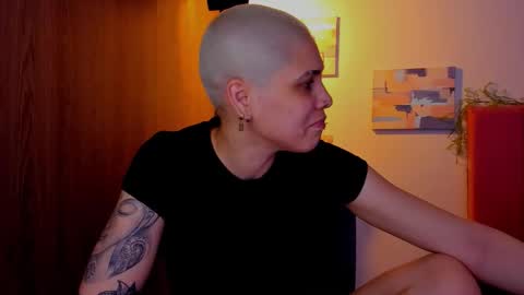 Laura Rose online show from 03-19-26, 07:23