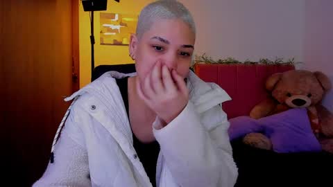 Laura Rose online show from 04-05-26, 02:58