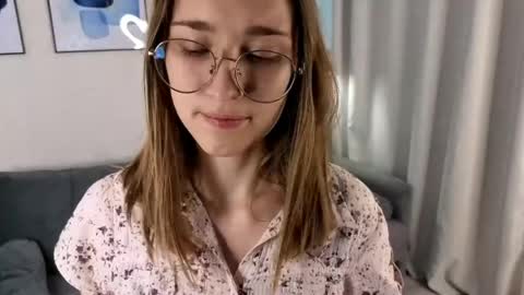 May online show from 06-08-26, 02:06