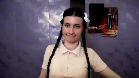 Laura online show from 03-30-26, 12:28