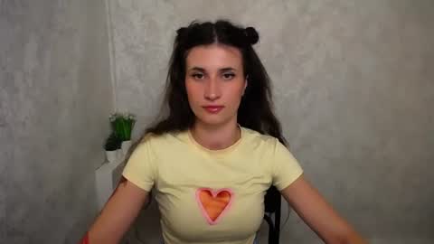 Laura online show from 06-27-26, 09:14