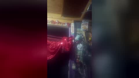 Snapshot of laurakruczynski147 chatting on 06-22-26, 08:11 laurakruczynski147 online show from 06-22-26, 08:11