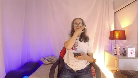 Snapshot of laurasofia45 chatting on 03-31-26, 01:07 Laura Sofia online show from 03-31-26, 01:07