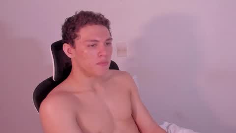 Laureent online show from 03-29-26, 07:08