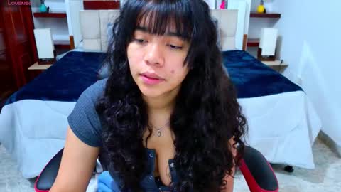 laurent online show from 10-20-25, 03:07