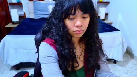 laurent online show from 11-22-25, 03:16