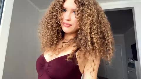 Elin online show from 05-30-26, 09:50