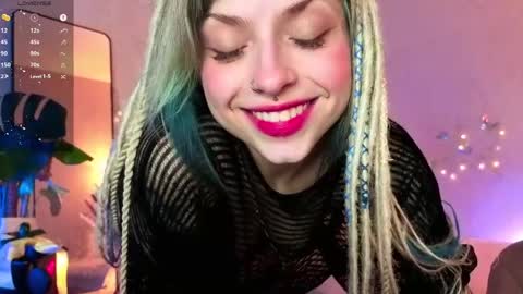 Snapshot of lavenderlav chatting on 03-31-26, 07:14 Melissa online show from 03-31-26, 07:14