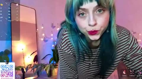 Snapshot of lavenderlav chatting on 04-30-26, 08:57 Melissa online show from 04-30-26, 08:57