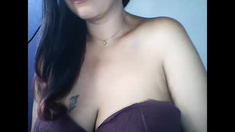 Snapshot of layanah12 chatting on 03-22-26, 04:49 layanah12 online show from 03-22-26, 04:49