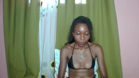 layannek online show from 03-28-26, 05:07