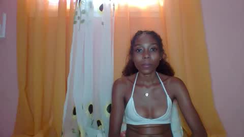 Snapshot of layannek chatting on 04-23-26, 12:29 layannek online show from 04-23-26, 12:29