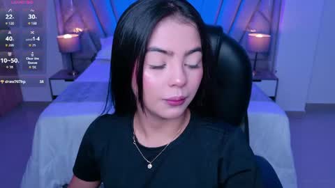 Snapshot of layla_breezee_ chatting on 06-13-26, 11:19 Layla Breezee online show from 06-13-26, 11:19