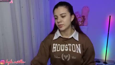 Snapshot of layla_castilloo chatting on 06-29-26, 11:27 Layla online show from 06-29-26, 11:27