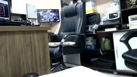 kelly online show from 06-27-26, 09:42