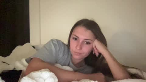 laylahlaylah1 online show from 10-12-25, 07:51