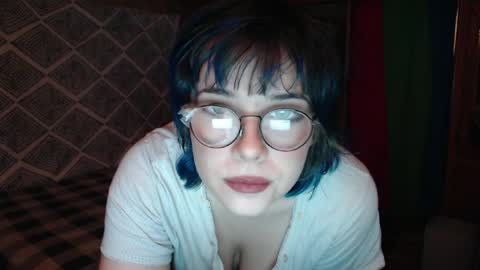 Snapshot of laylajewel chatting on 03-29-26, 03:39 laylajewel online show from 03-29-26, 03:39