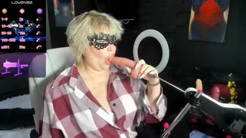 laylalaylamilf online show from 02-17-26, 07:38