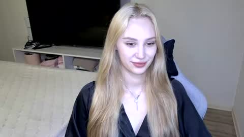 LaylaPretty001 online show from 07-16-26, 04:18