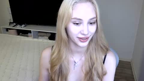 LaylaPretty001 online show from 07-21-26, 04:15