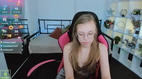 Snapshot of layriantavee chatting on 12-30-24, 09:59 layriantavee online show from 12-30-24, 09:59