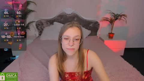 Snapshot of layriantavee chatting on 01-07-25, 01:35 layriantavee online show from 01-07-25, 01:35