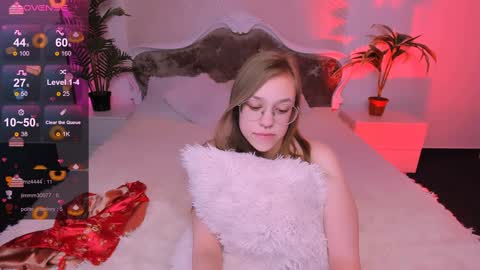 Snapshot of layriantavee chatting on 01-31-25, 02:07 layriantavee online show from 01-31-25, 02:07