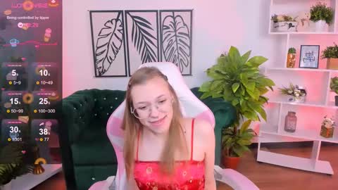 Snapshot of layriantavee chatting on 02-22-25, 06:50 layriantavee online show from 02-22-25, 06:50