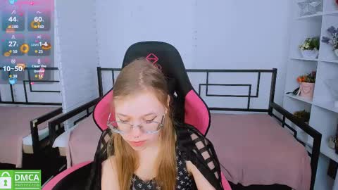 Snapshot of layriantavee chatting on 03-11-25, 07:26 layriantavee online show from 03-11-25, 07:26