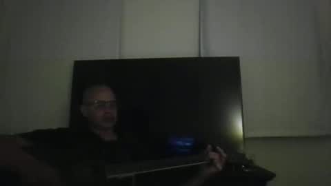 Snapshot of lazy_bad_boy chatting on 04-05-26, 12:52 lazy_bad_boy online show from 04-05-26, 12:52