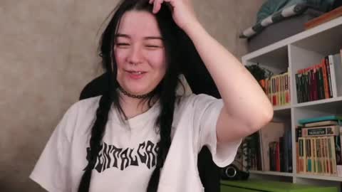 Lisa online show from 06-01-26, 03:19