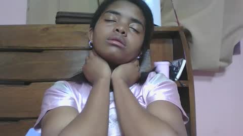 lea96546 online show from 04-15-26, 07:58