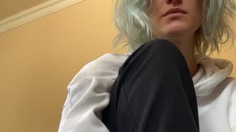 Lea Elfie online show from 08-04-26, 07:44