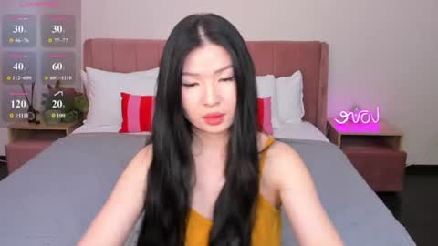 Snapshot of lea_apple chatting on 06-20-26, 12:14 lea_apple online show from 06-20-26, 12:14