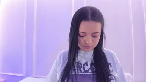    online show from 03-09-25, 05:17