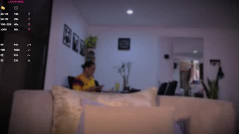 L E A   online show from 07-07-26, 06:34