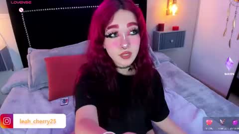 Snapshot of leah_cherry chatting on 06-14-26, 02:24 Leah online show from 06-14-26, 02:24
