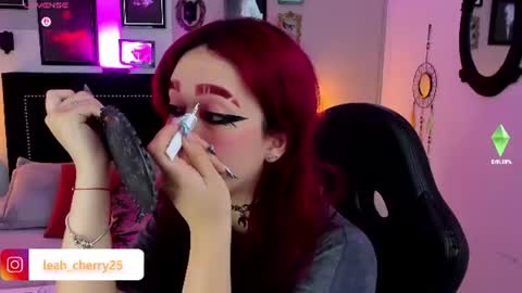 Snapshot of leah_cherry chatting on 06-15-26, 07:49 Leah online show from 06-15-26, 07:49