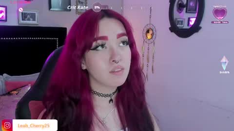 Snapshot of leah_cherry chatting on 06-25-26, 05:12 Leah online show from 06-25-26, 05:12
