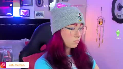 Snapshot of leah_cherry chatting on 07-11-26, 10:55 Leah online show from 07-11-26, 10:55