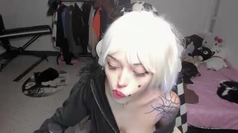  Amelia Black  OF AMELIABLACK666 I lost all my thumbs up help me to get 80 online show from 07-09-26, 07:45