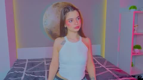 Sophie online show from 03-09-26, 07:51