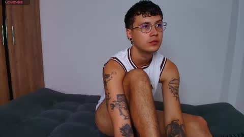 leaneseb online show from 07-10-26, 06:32