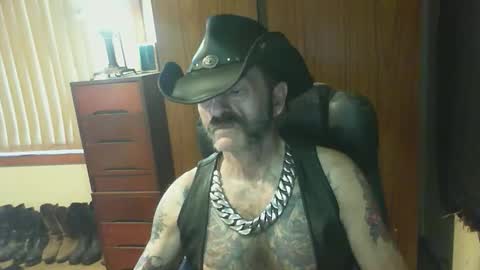 leathergreaser online show from 03-11-26, 08:59