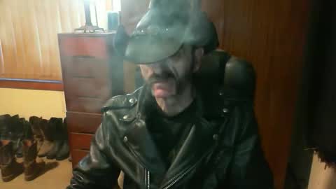 leathergreaser online show from 04-13-26, 08:14